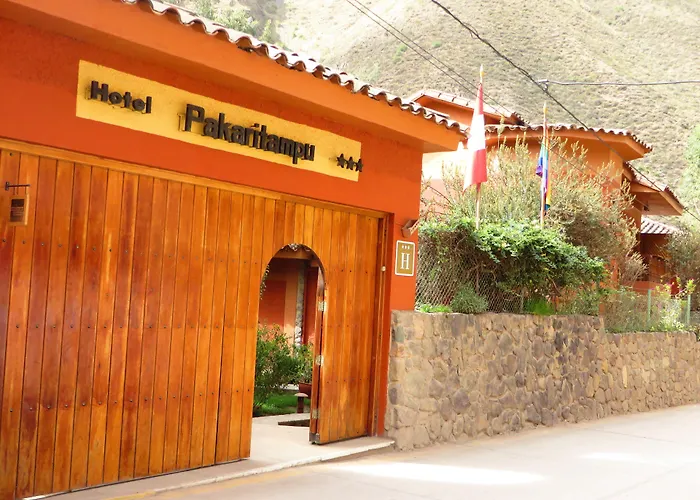 Ollantaytambo hotels near Templo del sol