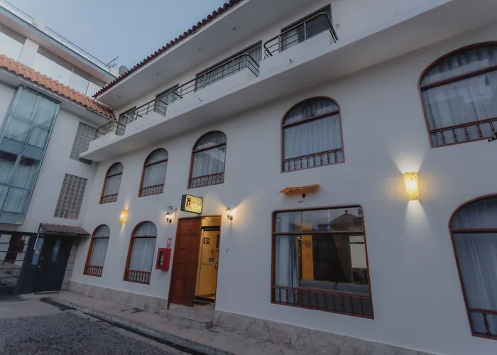Cusco hotels near Avenida El Sol